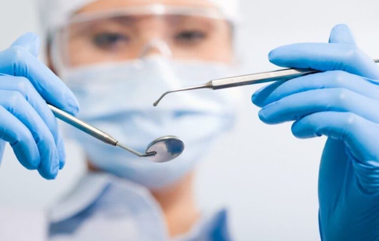 شماره تلفن دندانپزشکی سینا ملایر