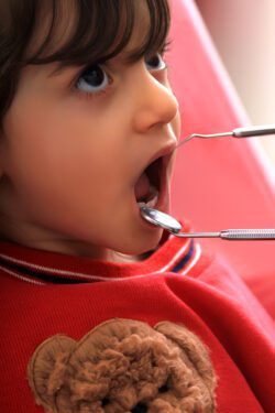 دندانپزشکی اطفال در فردیس